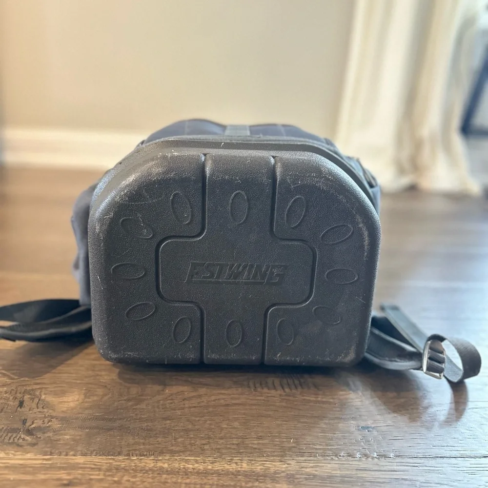 Eastwing Hard Bottom Tool & Laptop Backpack 20in